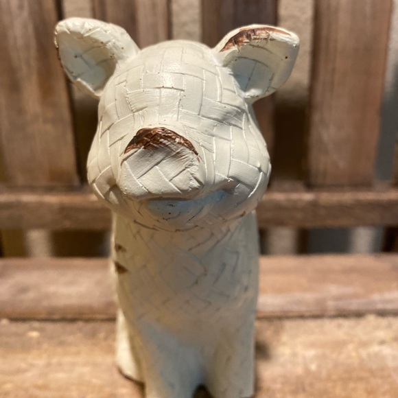 Farmhouse Pig Statues Set of 2, Country Pigs, Resin Pink Pig & Resin White Pig - Picture 9 of 16